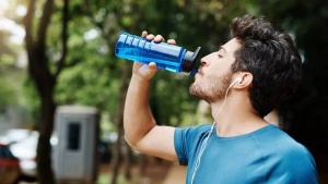 Electrolyte Powders: Are They a Hydration Hack or Health Hazard? Unveiling the Risks and Benefits