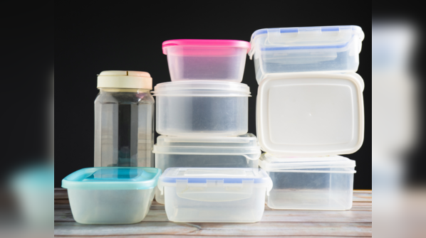 Glass container vs plastic container